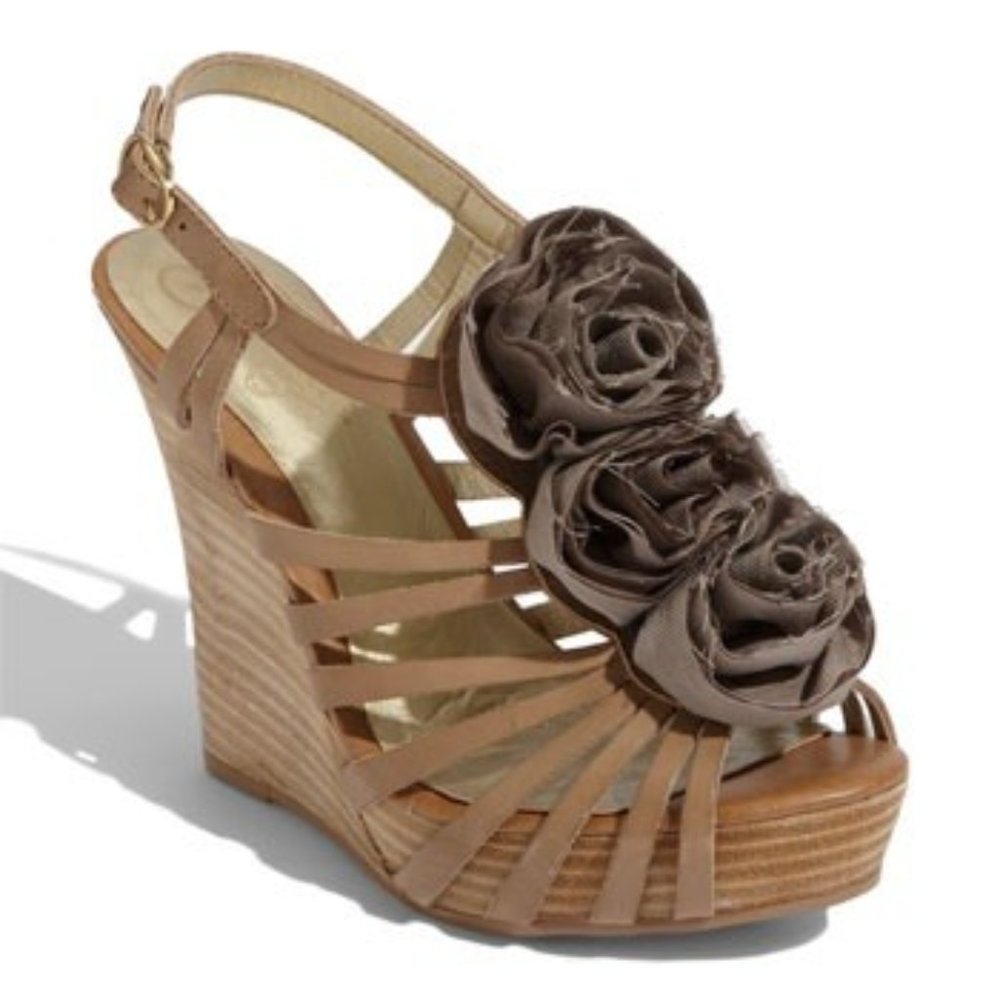 Seychelles "Matter of Fact" Mauve Flower Leather Platform Wedge Sandal Sz 8.5